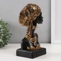 Сувенир полистоун бюст "Африканка в косынке с узорами" золото 12х9х22 см