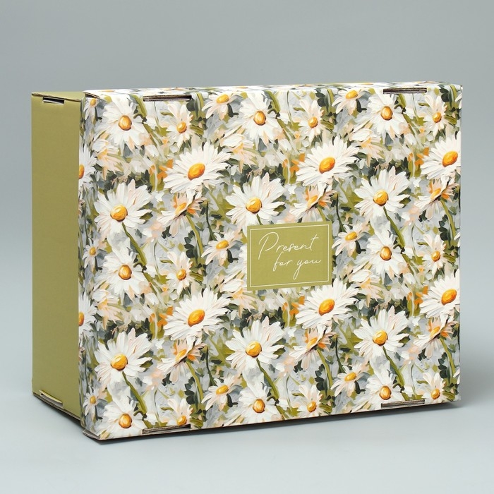 Коробка подарочная складная, упаковка, &laquo;Ромашки&raquo;, 31 х 25.5 х 16 см