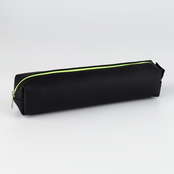 Пенал школьный из искусственной кожи &laquo;Черный&raquo; , 19&times;8&times;3 см