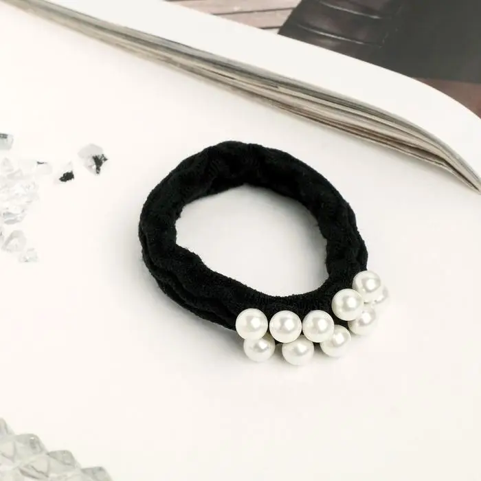 Резинка для волос "Габриэль" шарики ряды, 5,5 см, чёрно-белый