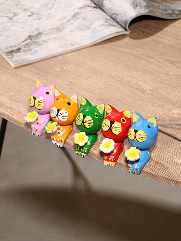 Сувенир интерьерный "Кошечки" дерево (набор 5 штук)