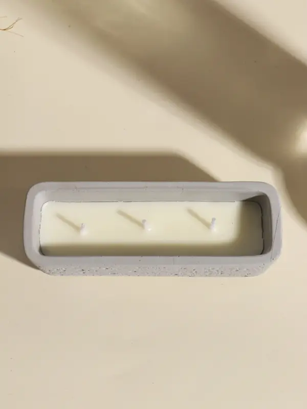 Свеча в вулканическом подсвечнике "Ящик" 3 хлопковых фитиля, серая 5,2х15х4,7 см