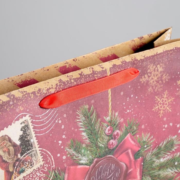 Пакет подарочный новогодний крафтовый вертикальный &laquo;Новогодняя посылочка от Дедушки Мороза&raquo;, L 31 х 40 х 9 см, Новый год