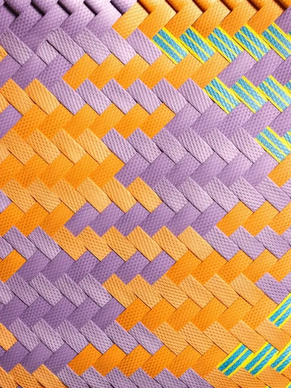 Сумка плетёная, 30&times;15&times;30 см, пластик, разноцветная