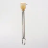 Массажёр - чесалка, с раздвижной ручкой, с подвесом, 20/42 см, жёлтый