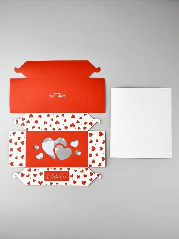 Кондитерская упаковка для макарун с окном, &laquo;С любовью&raquo;, 11 х 19 х 5.5 см