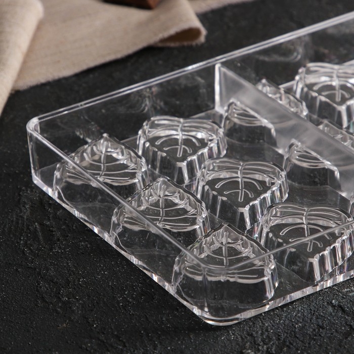 Форма для конфет и шоколада KONFINETTA &laquo;Листочки&raquo;, 27,5&times;13,5&times;2,5 см, 21 ячейка 4&times;3&times;0,8 см, цвет прозрачный