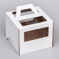 Коробка под торт 2 окна, с ручками, белая, + подложка 2,5 золото-белый, 24 х 24 х 20 см