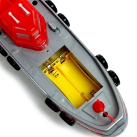 Катер &laquo;Патруль&raquo;, работает от батареек