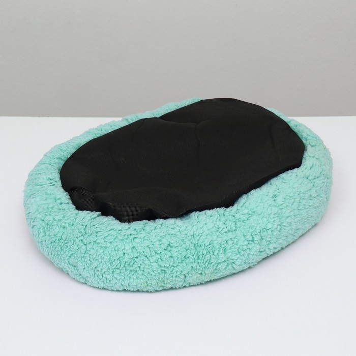 Лежанка для собак и кошек &laquo;Уют&raquo;, мягкий мех, 45 х 35 х 11 см, мятная