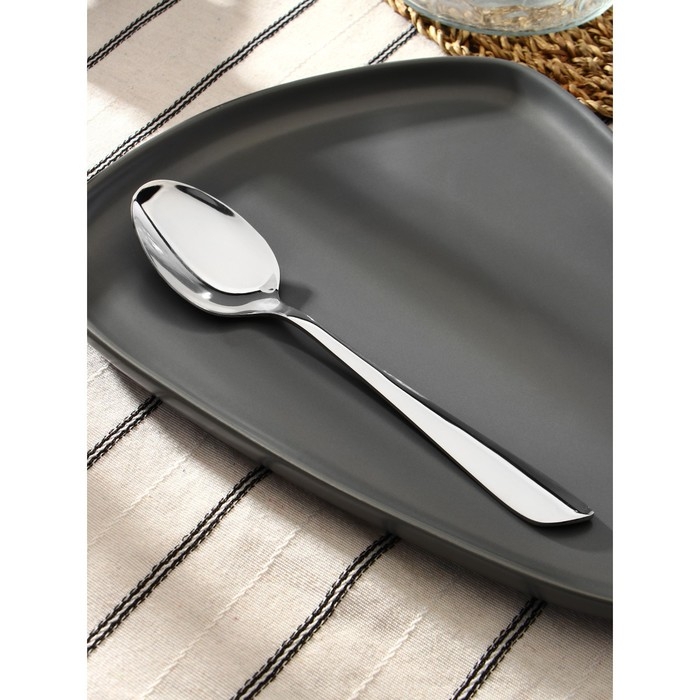 Ложка столовая из нержавеющей стали Magistro &laquo;Эми&raquo;, длина 20,5 см, цвет серебряный