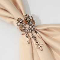 Кольцо для платка &laquo;Лилия графская&raquo;, цвет золотой в чернёном золоте