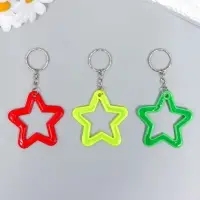Брелок пластик светоотражающий "Звёздочка" МИКС 5,8х5,5 см