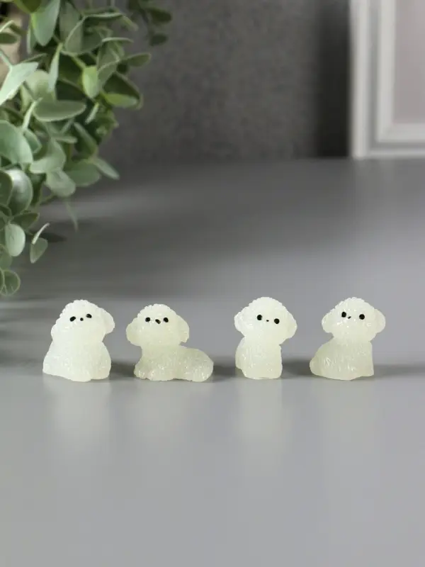 Сувенир полистоун флюоресцентный "Терьерчики" набор 4 шт 2х2,7х3 см