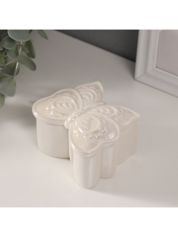 Шкатулка керамика "Бобочка фигурная" белый перламутр 7,3х7,3х4,5 см