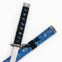 Сувенирное оружие &laquo;Катана на подставке&raquo;, синие  ножны с цветочным узором, 70 см