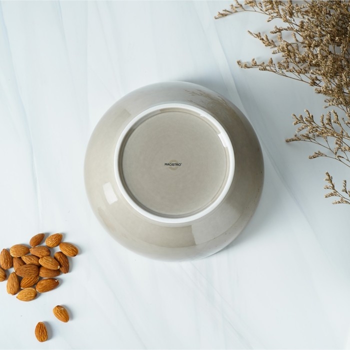 Салатник фарфоровый Magistro &laquo;Церера&raquo;, 1,1 л, 18,5&times;7,5 см, цвет коричневый