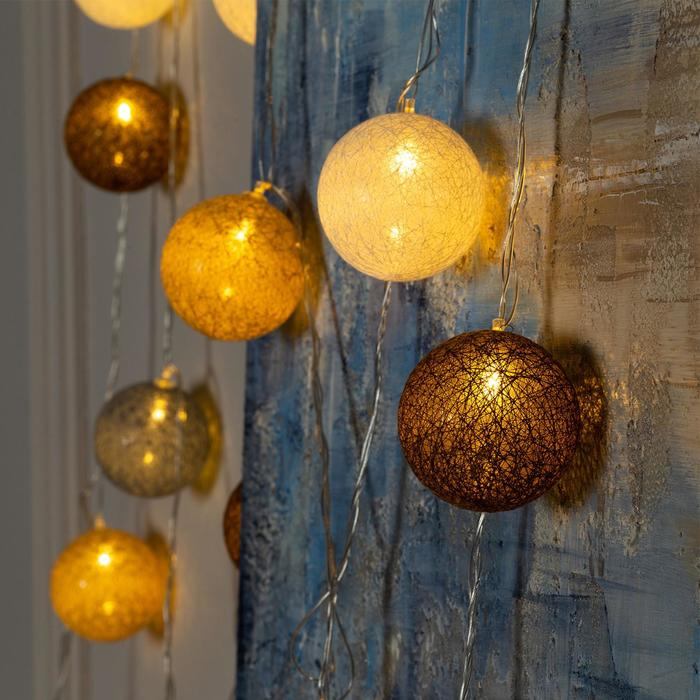 Гирлянда &laquo;Нить&raquo; 5 м с насадками &laquo;Клубки кремовые&raquo;, IP20, прозрачная нить, 20 LED, свечение тёплое белое, 220 В