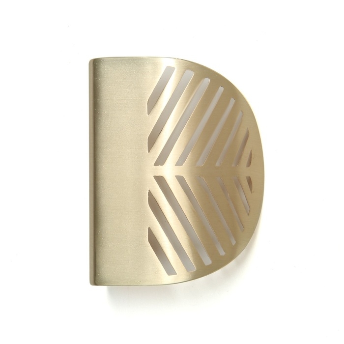 Ручка CAPPIO, м/о 32 мм, с узором, цвет матовое золото