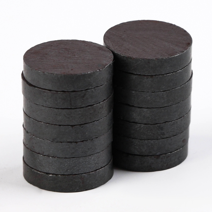 Магнит &laquo;Круг&raquo; набор 14 шт., размер 1 шт. &mdash; 1,5 &times; 1,5 &times; 0,3 см