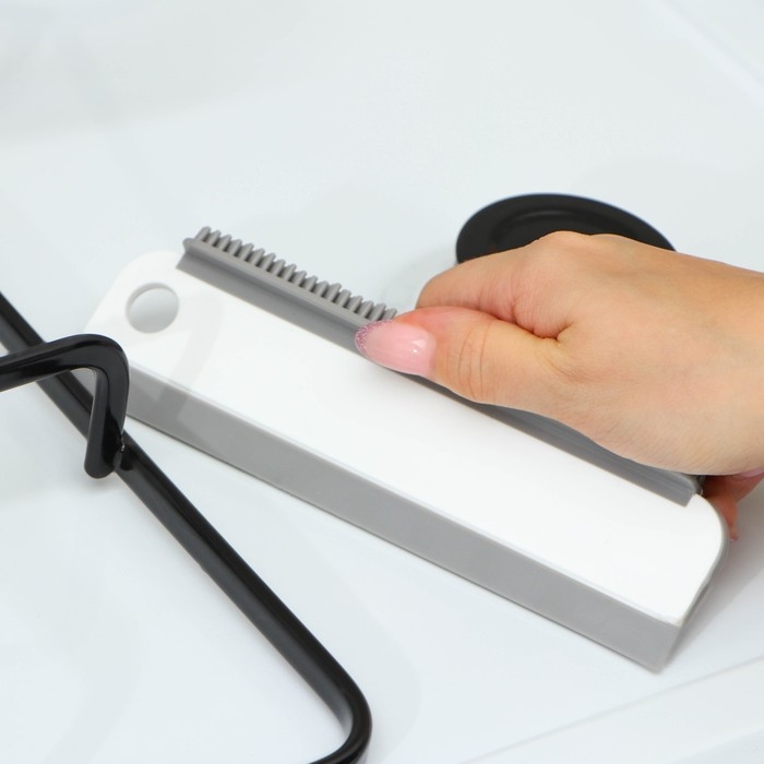 Щётка - скребок Raccoon, универсальная, 16&times;4,5&times;2 см