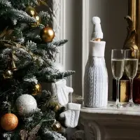 Игрушка на елку &laquo;Рукавички&raquo;, белые