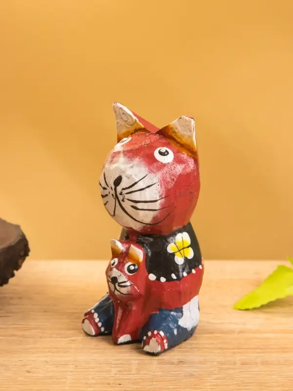 Сувенир интерьерный "Котики" 5х5х8 см, дерево, цв. бордовый