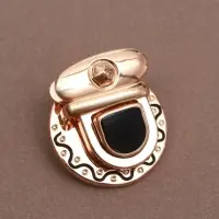 Застёжка для сумки, 3&times;3.5 см, цвет золотой, чёрный