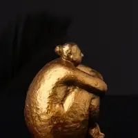 Фигура "Дама" 9х8х8 см, бронза