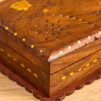 Шкатулка резная "Флористика" 20х12,5х6,5 см, дерево шишам