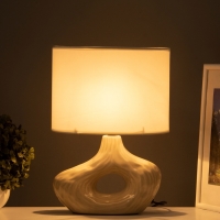 Настольная лампа "Эсмеральда" 1х15Вт Е14 молочный 25х15х33см