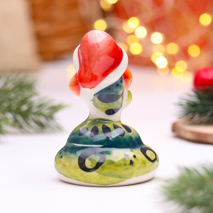 Новый год. Сувенир символ года &laquo;Змейка в шапке&raquo;, большая, гжель, цветная