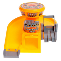 Парковка &laquo;Стройплощадка&raquo;, с 2 металлическими машинами