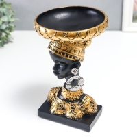 Сувенир полистоун подставка "Африканка в золотом уборе, с серьгами в ушах" 25х15х15 см