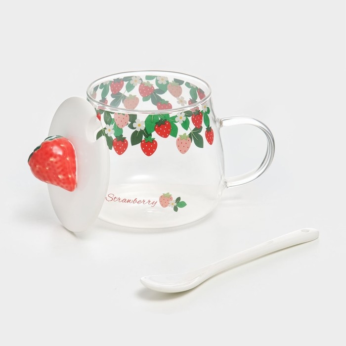 Кружка стеклянная с керамической крышкой и ложкой &laquo;Ягодка&raquo;, 500 мл