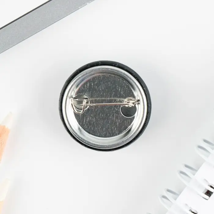 Значок металлический , закатной &laquo;Смирись я девушка&raquo;, 25 мм, МИКС