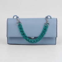 Цепочка для сумки, с карабинами, пластиковая, 23 &times; 17 мм, 30 см, цвет зелёный/серебряный