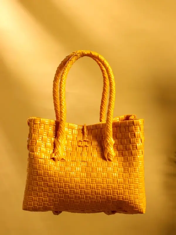 Сумка плетёная пластиковая 23х11х30 см, цв. жёлтый