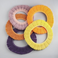 Чехол на сиденье для унитаза на резинке &laquo;Полоски&raquo;, 31,5&times;31,5 см, 75 г, цвет МИКС