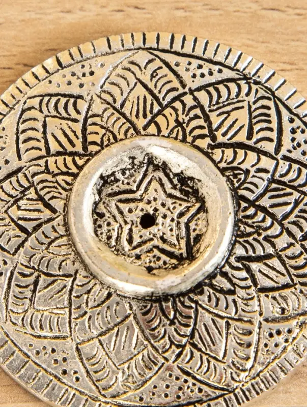 Подставка под благовония "Полумесяц" алюминий  5,5 см