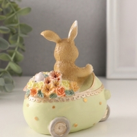 Сувенир полистоун "Зайчик на трёхколёсной машинке с цветами" 10х6,5х11,5 см
