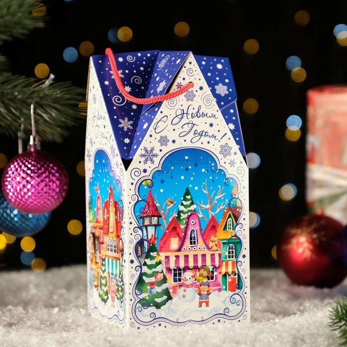 Новый год. Коробка подарочная складная "Мечты Сбываются" 10,5 х 10,5 х 21,5 см.