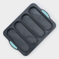 Форма для выпечки с перфорацией &laquo;Хлеб&raquo;, силикон, 34,5&times;23,5&times;2,5 см, 4 ячейки (20&times;6,2&times;2,4 см), цвет серый