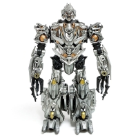 Робот &laquo;Истребитель&raquo;, трансформируется, с элементами из металла