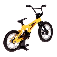 Набор скейт-парк &laquo;Трюк: прыжок&raquo;, фингербайк с двойным трамплином