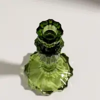 Подсвечник стекло "Бутон на ножке" зелёный d=2 см 10х10х20 см