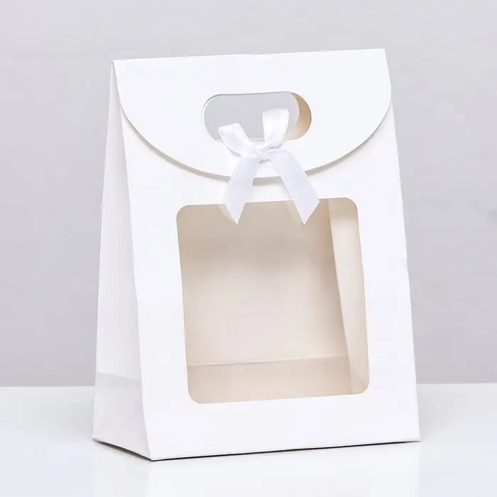 Коробка-пакет, с окном, белый, 16&times;12&times;6 см