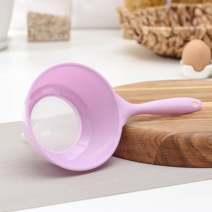 Воронка-сито пластиковая &laquo;Комбо&raquo;, 24,5&times;12&times;14,5 см, цвет МИКС