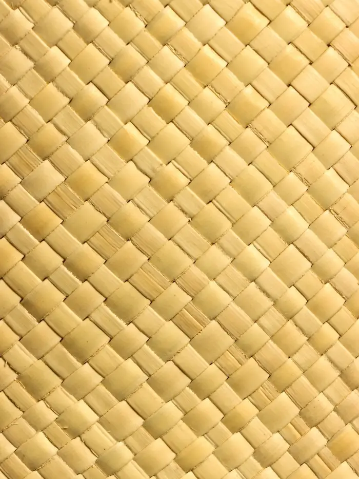 Сумка плетёная из пандана, 23&times;13&times;35 см, бежевая