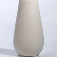 Ваза керамика настольная "Банни" h=20х10 d=6,5 см, белый